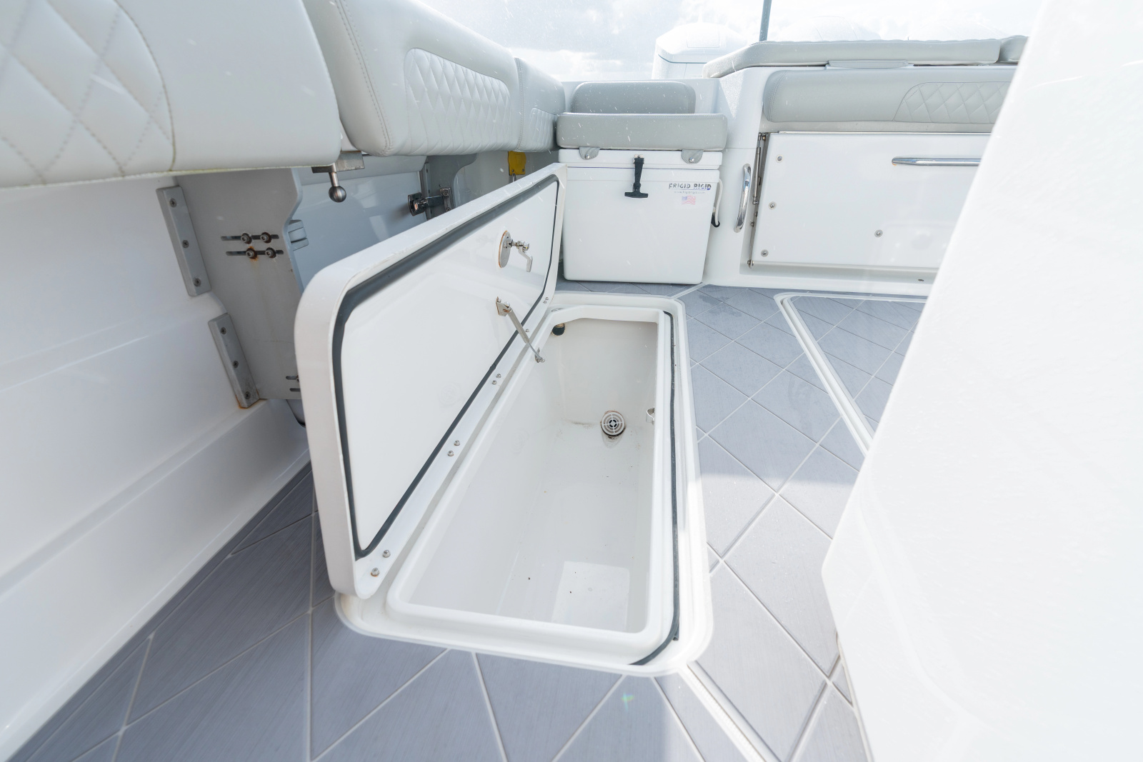 2023 HCB 42 Lujo