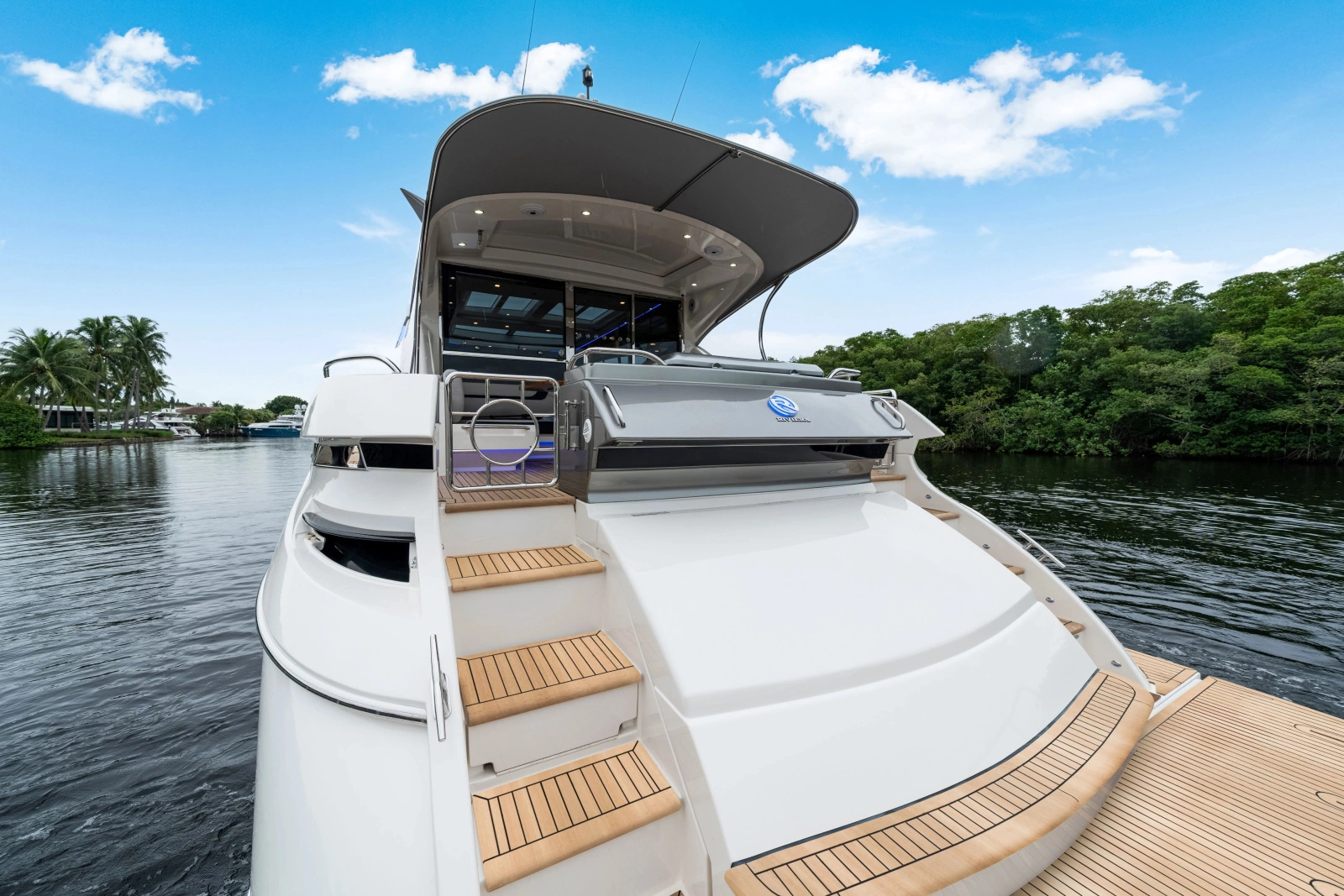 6000 SPORT YACHT 60ft Riviera Yacht For Sale