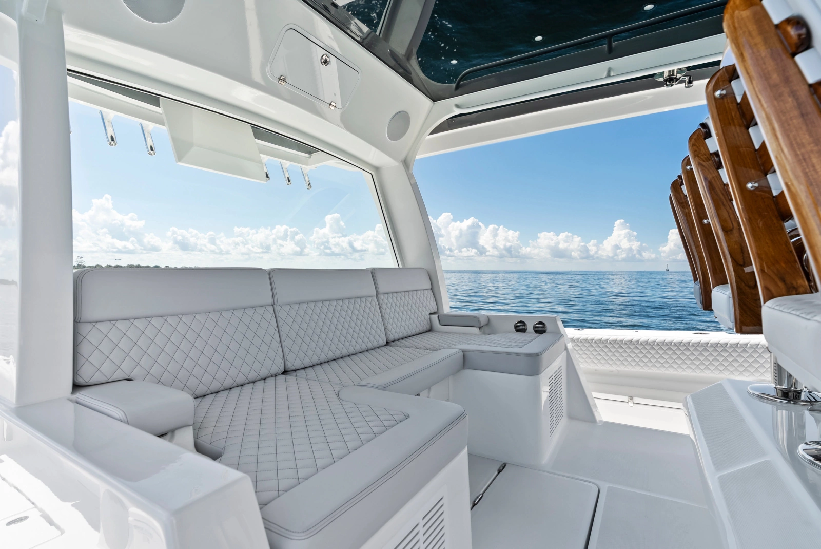 56ft HCB Yacht For Sale