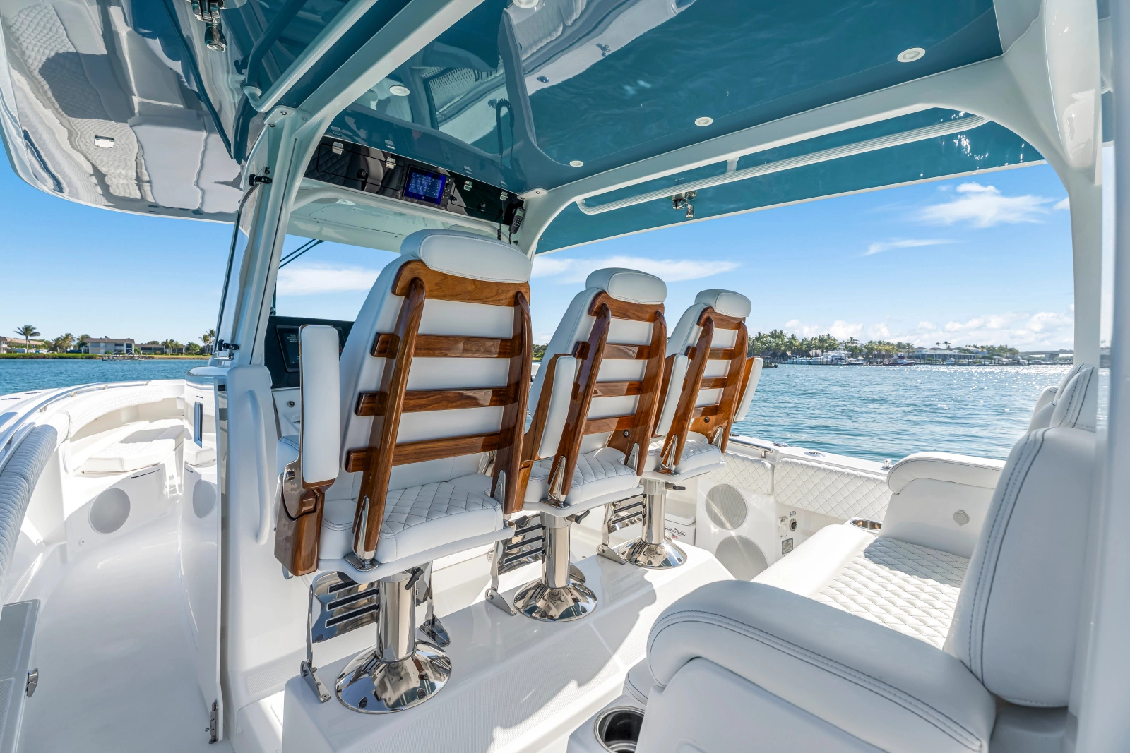 42ft HCB Yacht For Sale