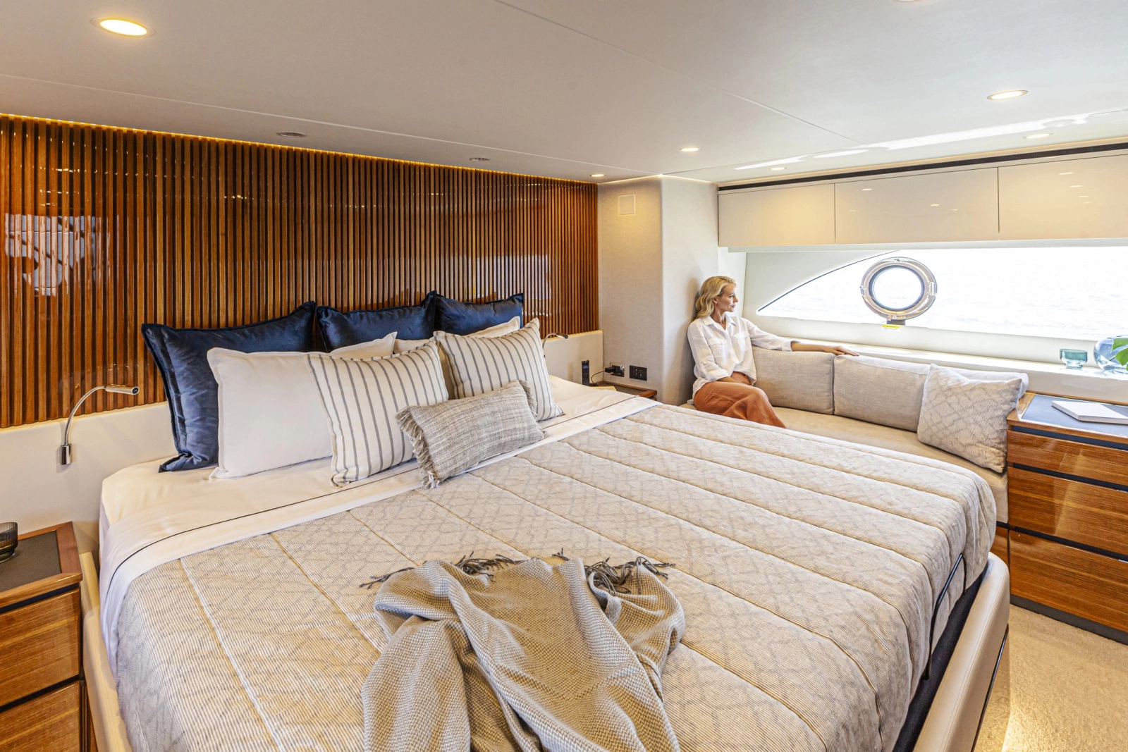 78 Motor Yacht 78ft Riviera Yacht For Sale