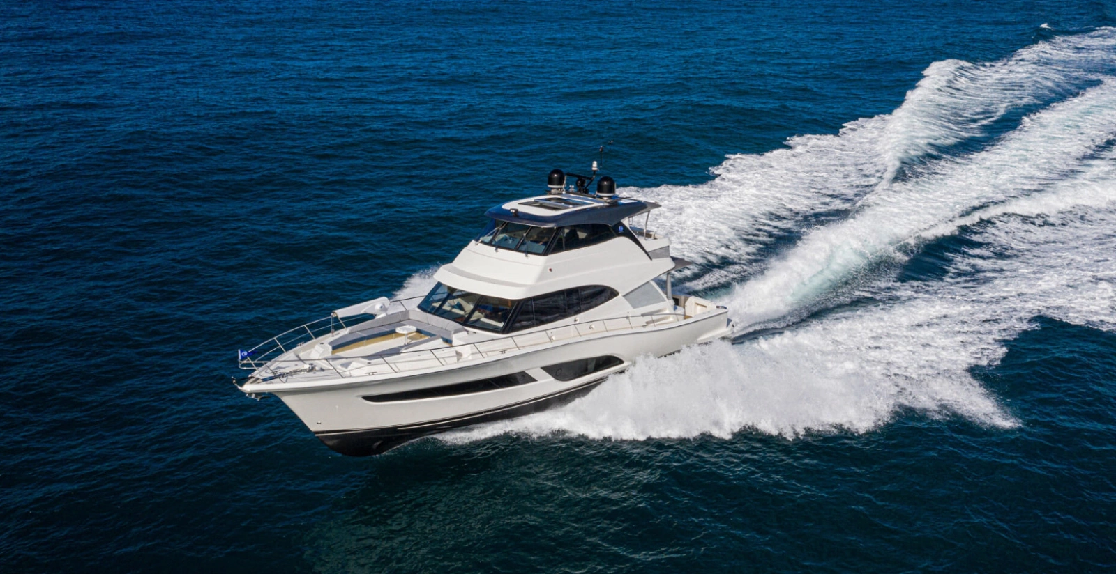64 Sports Motor Yacht 64ft Riviera Yacht For Sale