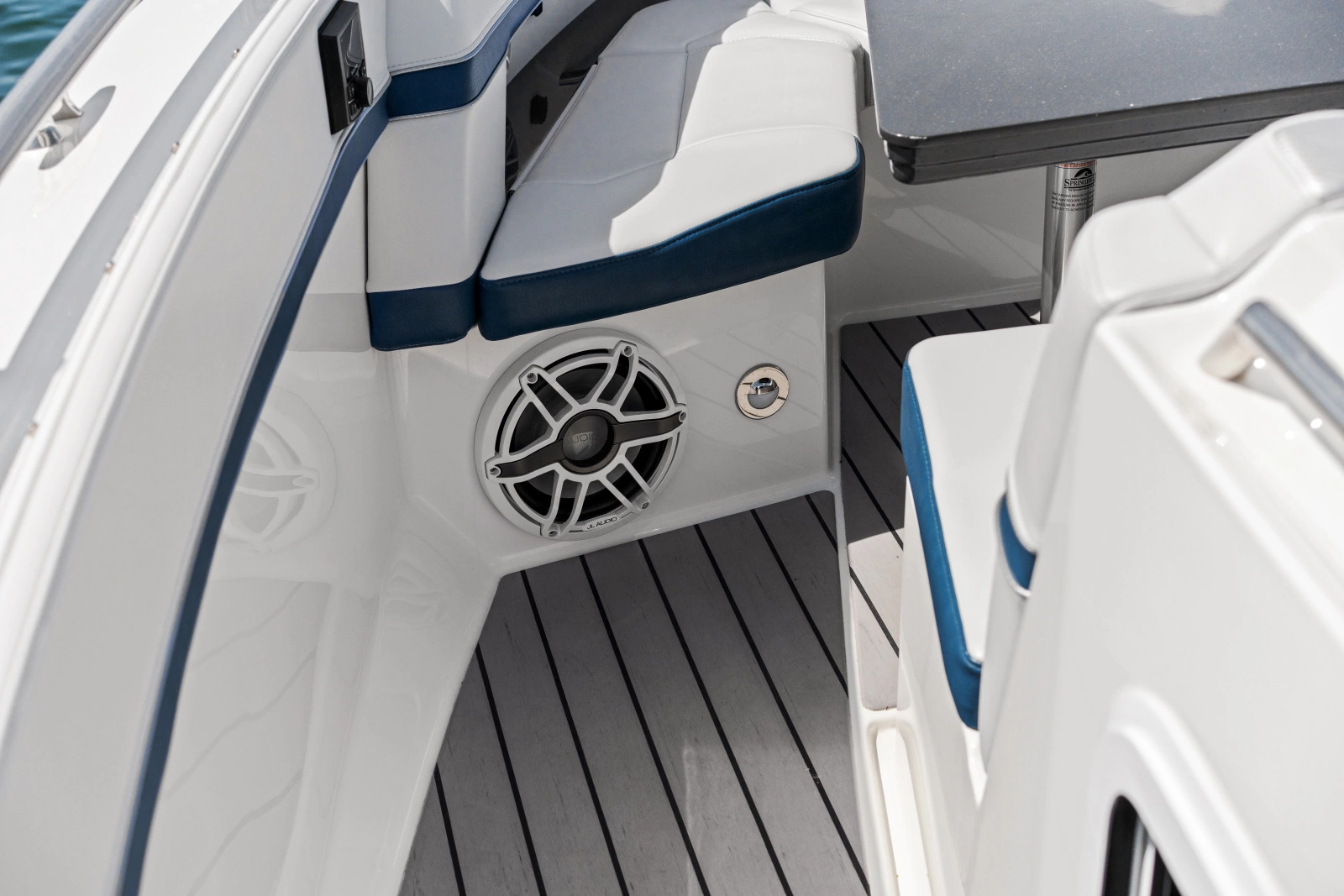 2025 Formula 400 Super Sport Crossover
