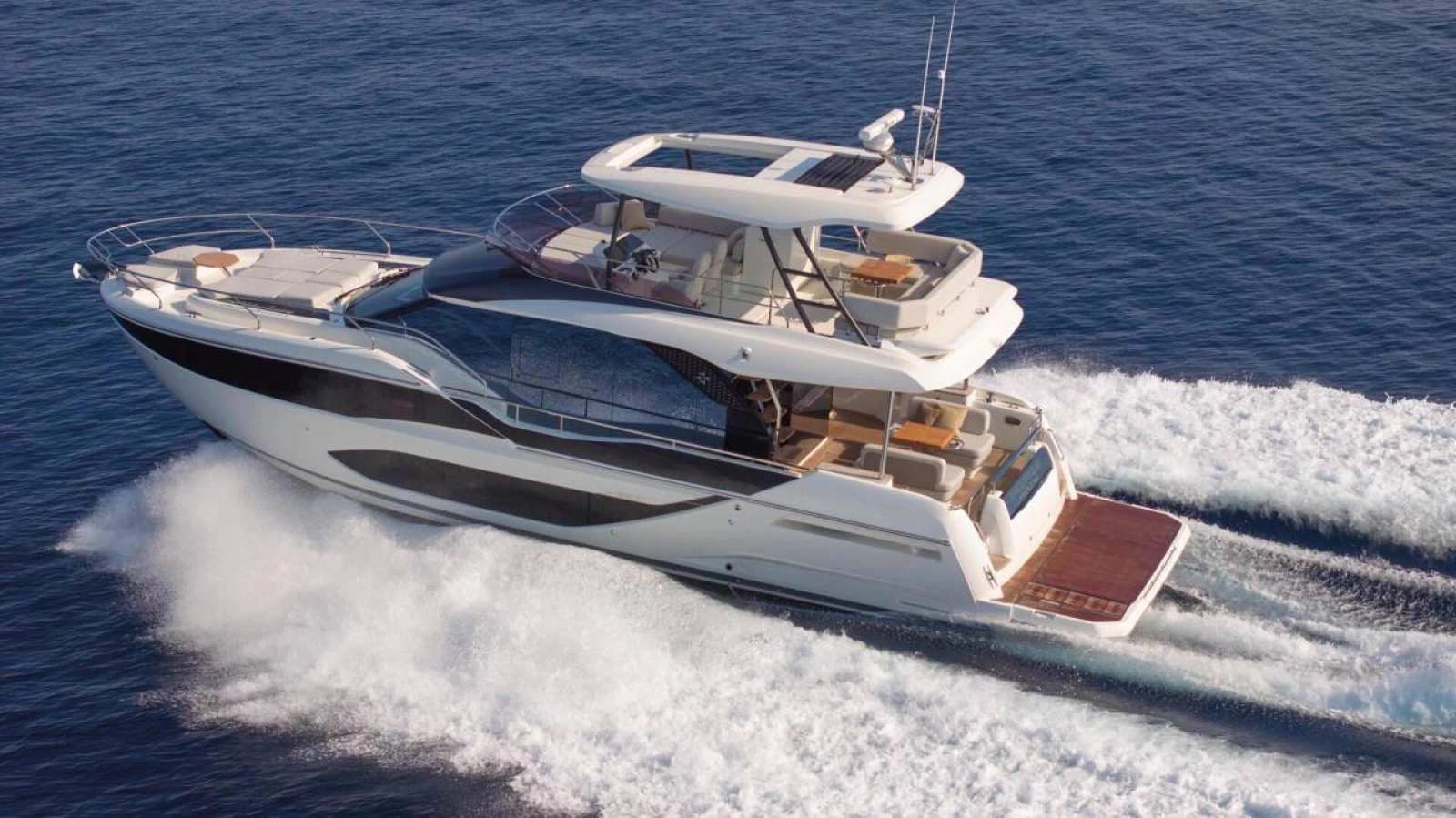 F5 7 57ft Prestige Yacht For Sale
