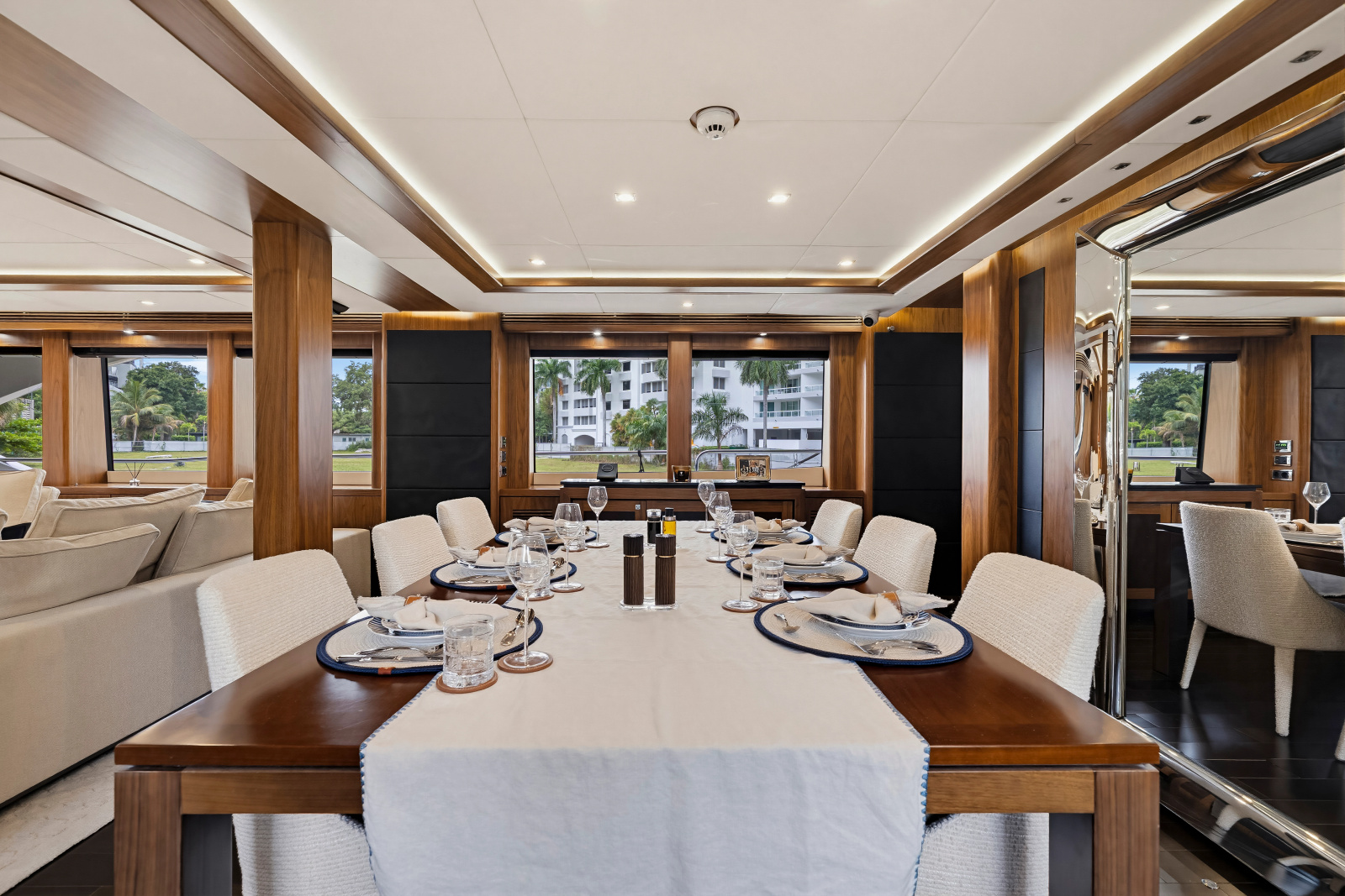 2010 Sunseeker 34 Metre Yacht