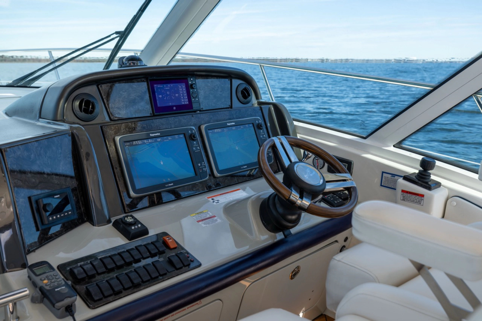 2010 Sea Ray 500 Sundancer