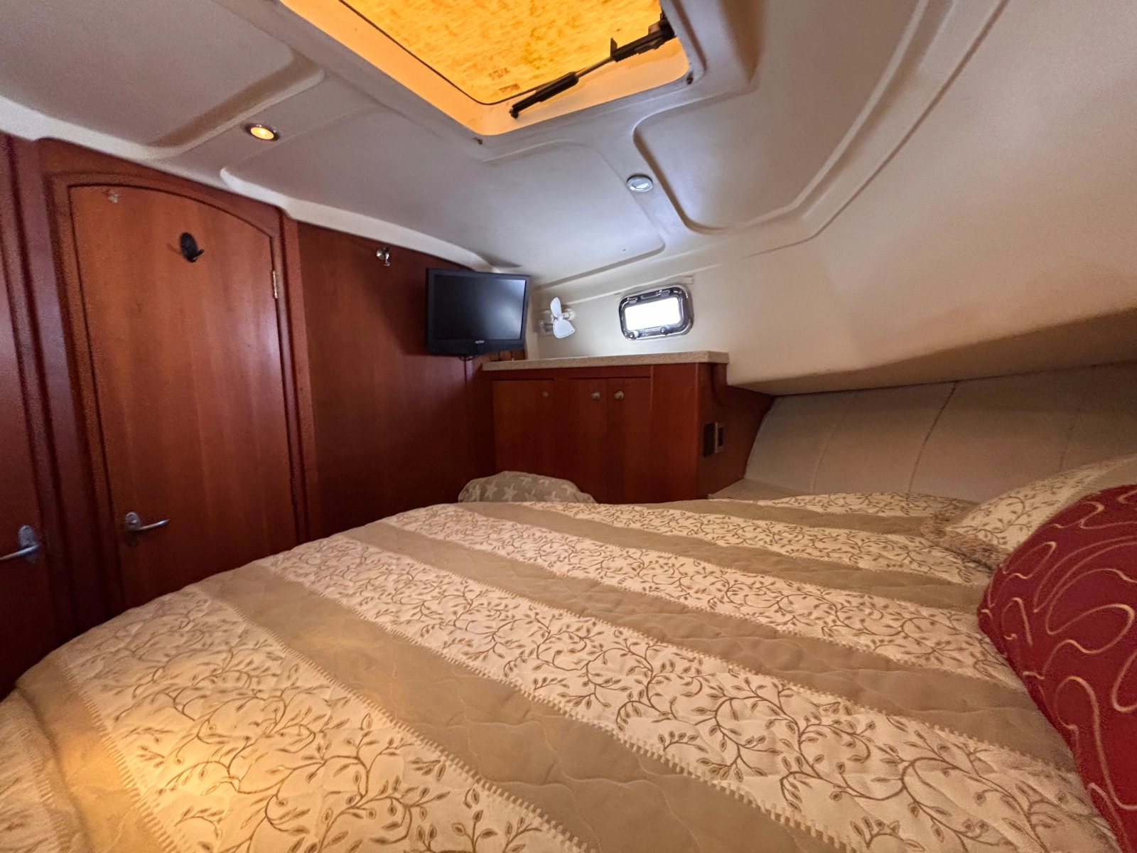 2003 Mainship 390 Trawler