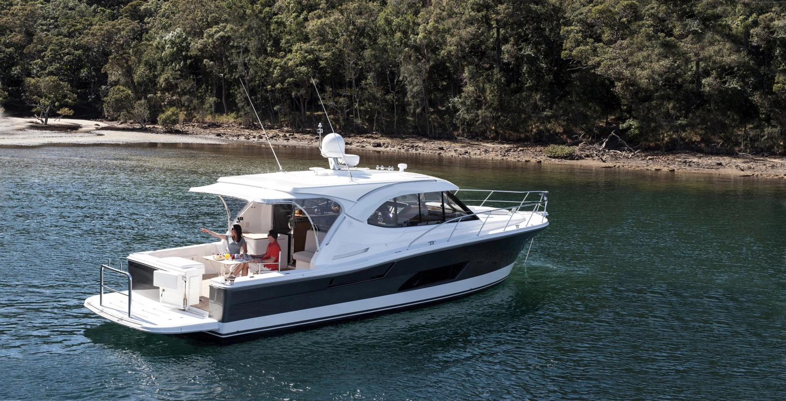 445 SUV 44ft Riviera Yacht For Sale