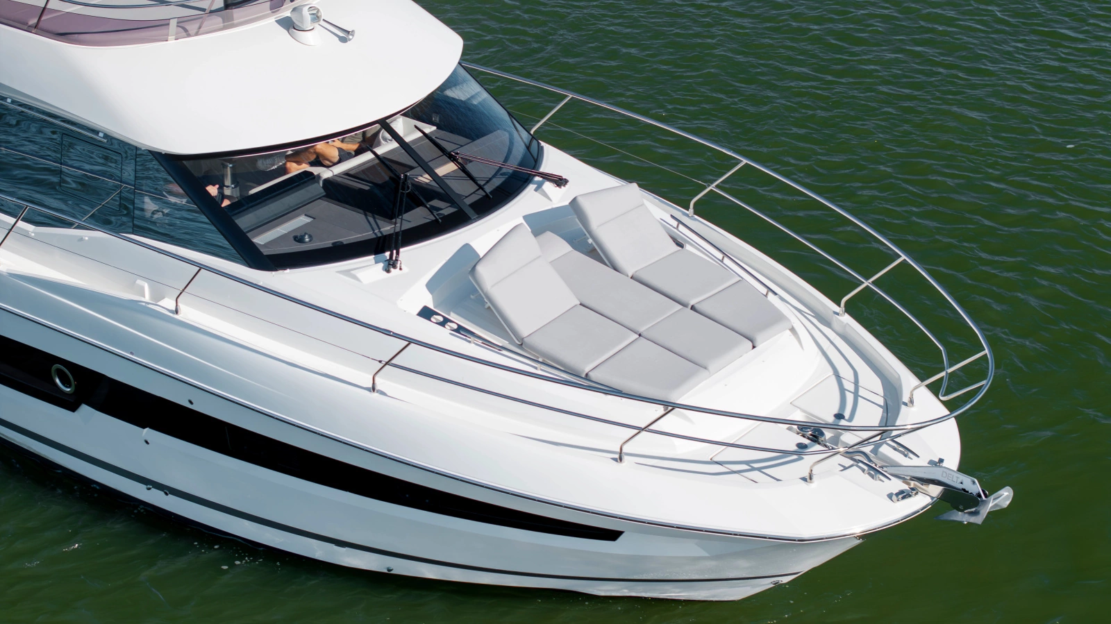 2024 Prestige 460