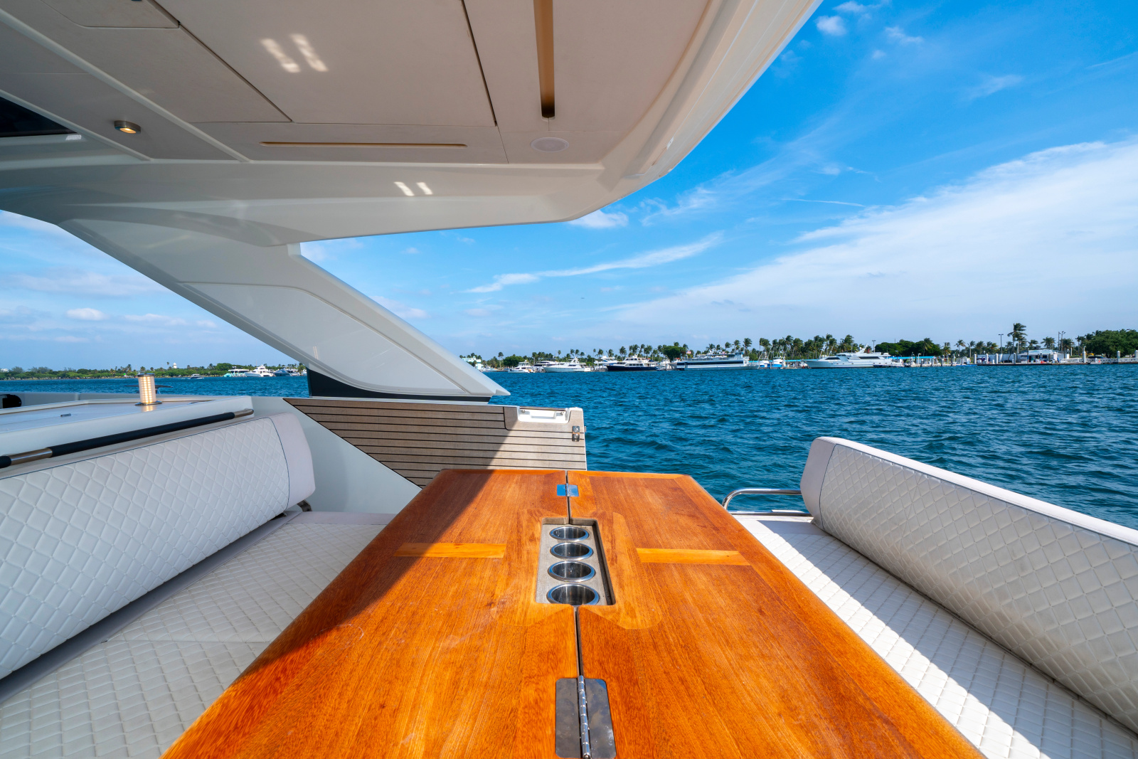 2024 Jeanneau DB/43 OB
