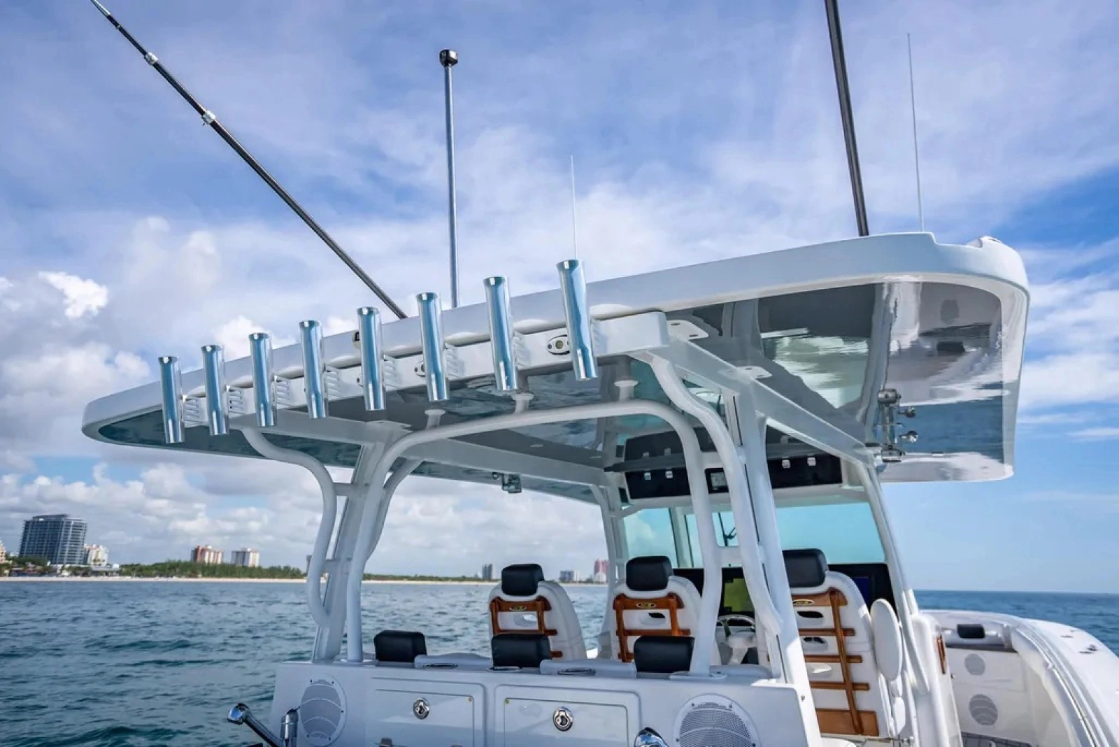 2019 HCB 53 Suenos