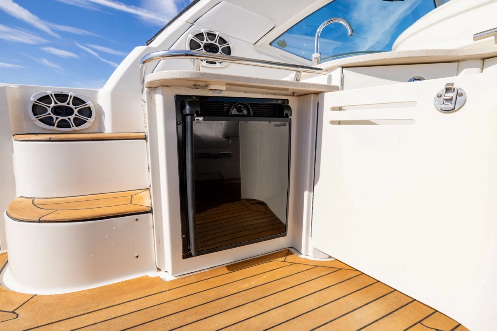 2010 Sea Ray 500 Sundancer