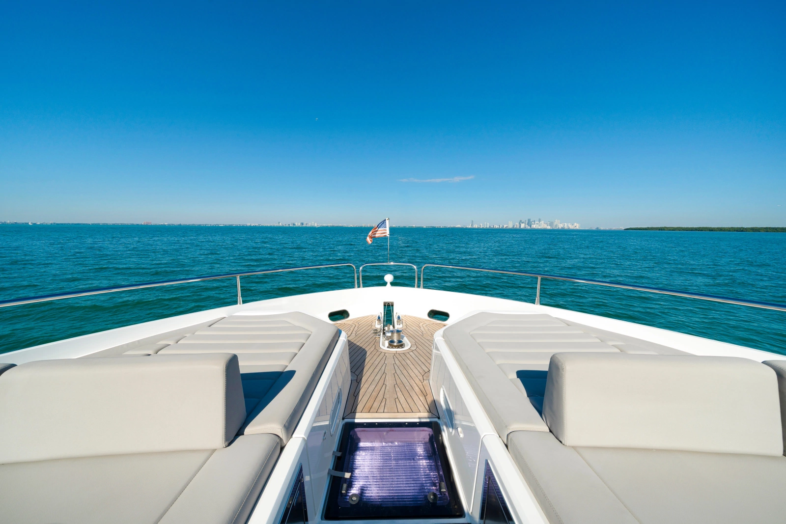 2020 Sunseeker 76 Yacht