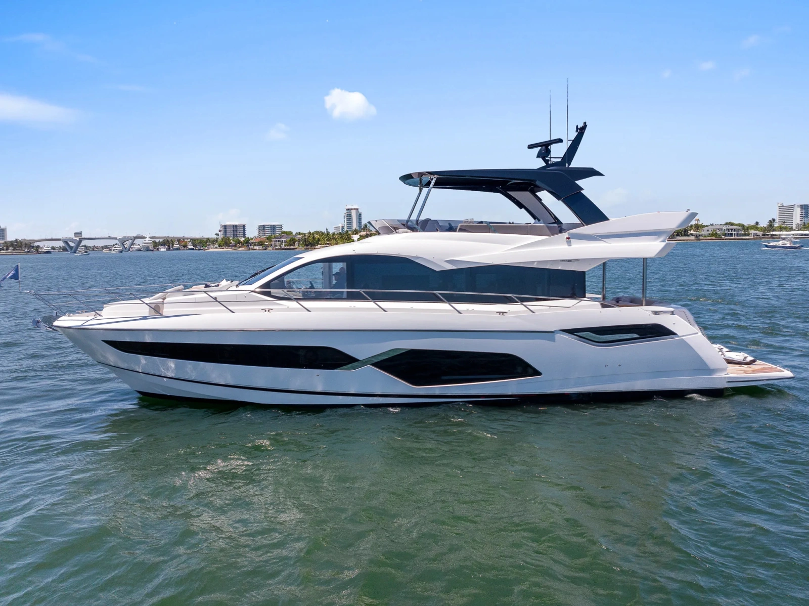2024 Sunseeker Manhattan 68