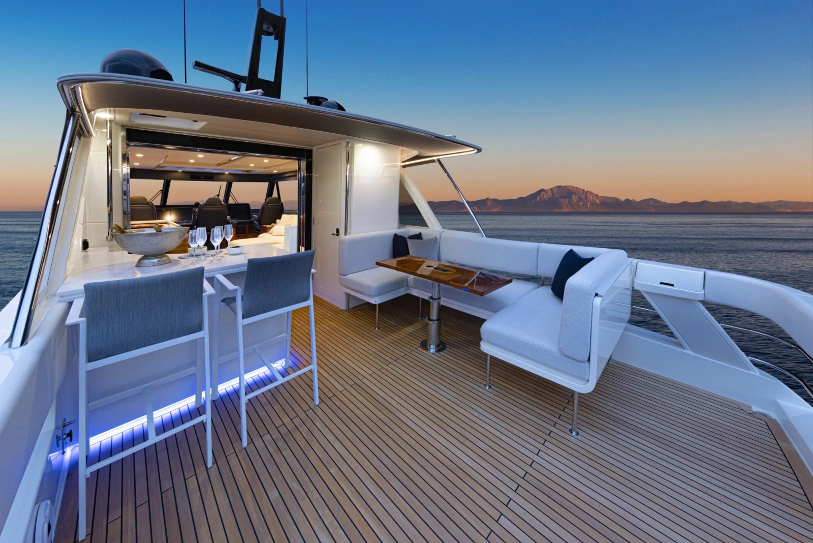 78 Motor Yacht 78ft Riviera Yacht For Sale