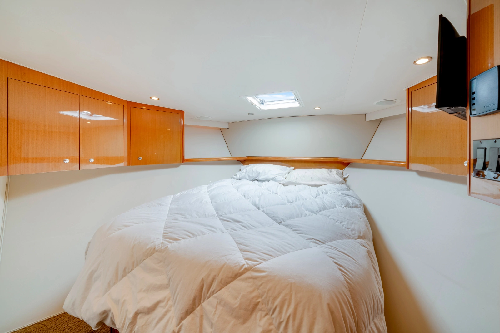 AMANTE 61ft Viking Yacht For Sale