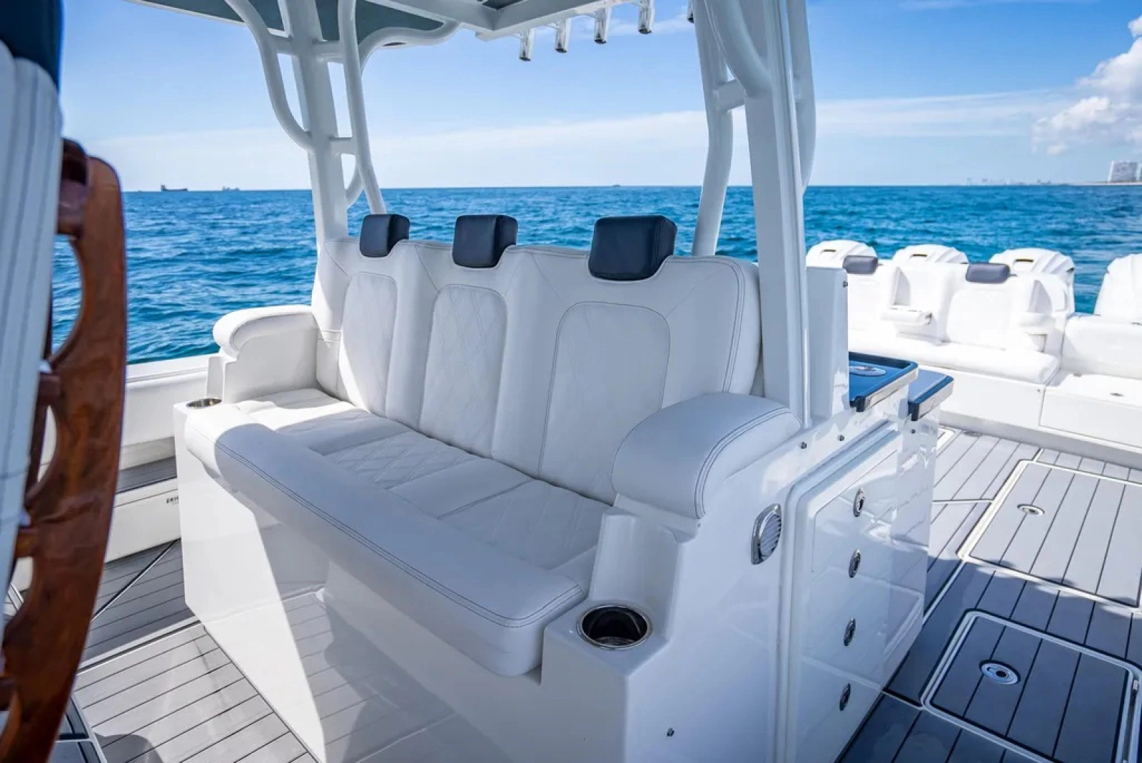 2019 HCB 53 Suenos