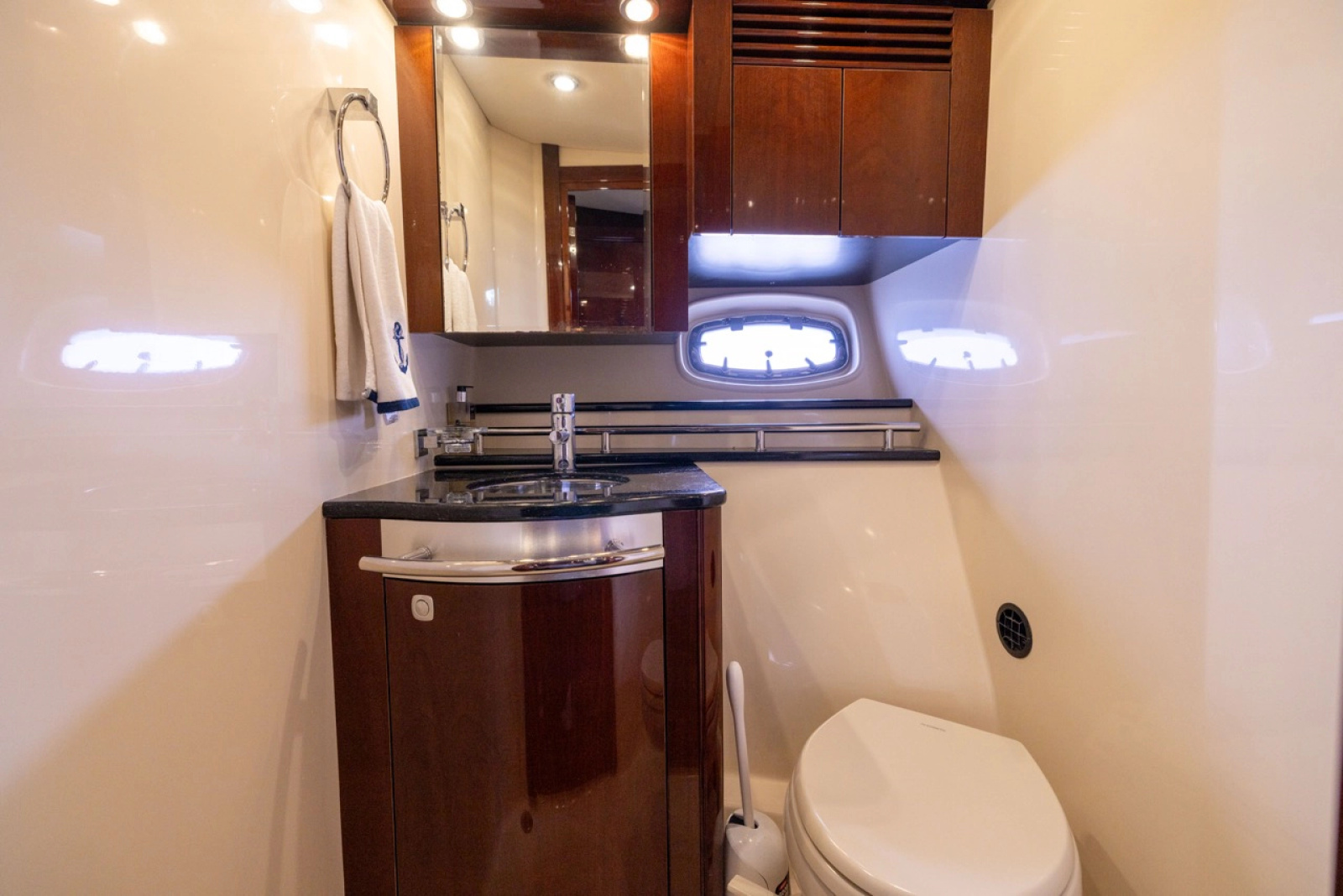 2010 Sea Ray 500 Sundancer