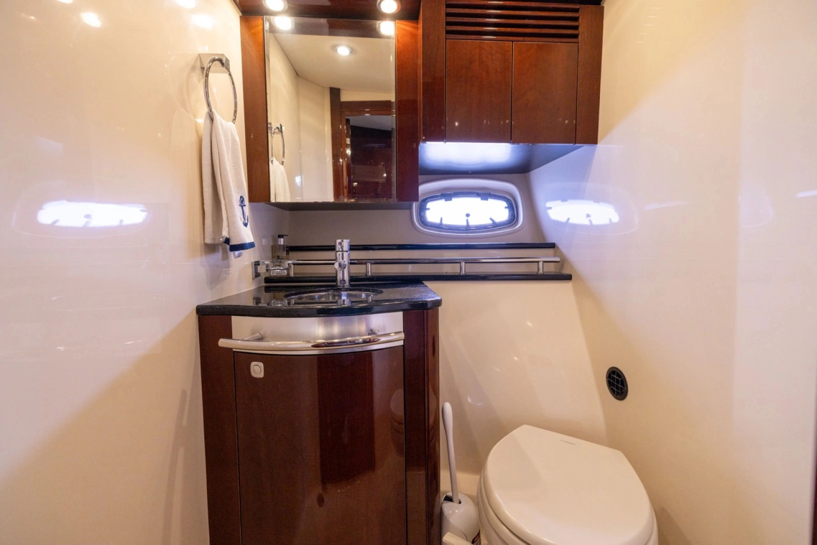 2010 Sea Ray 500 Sundancer