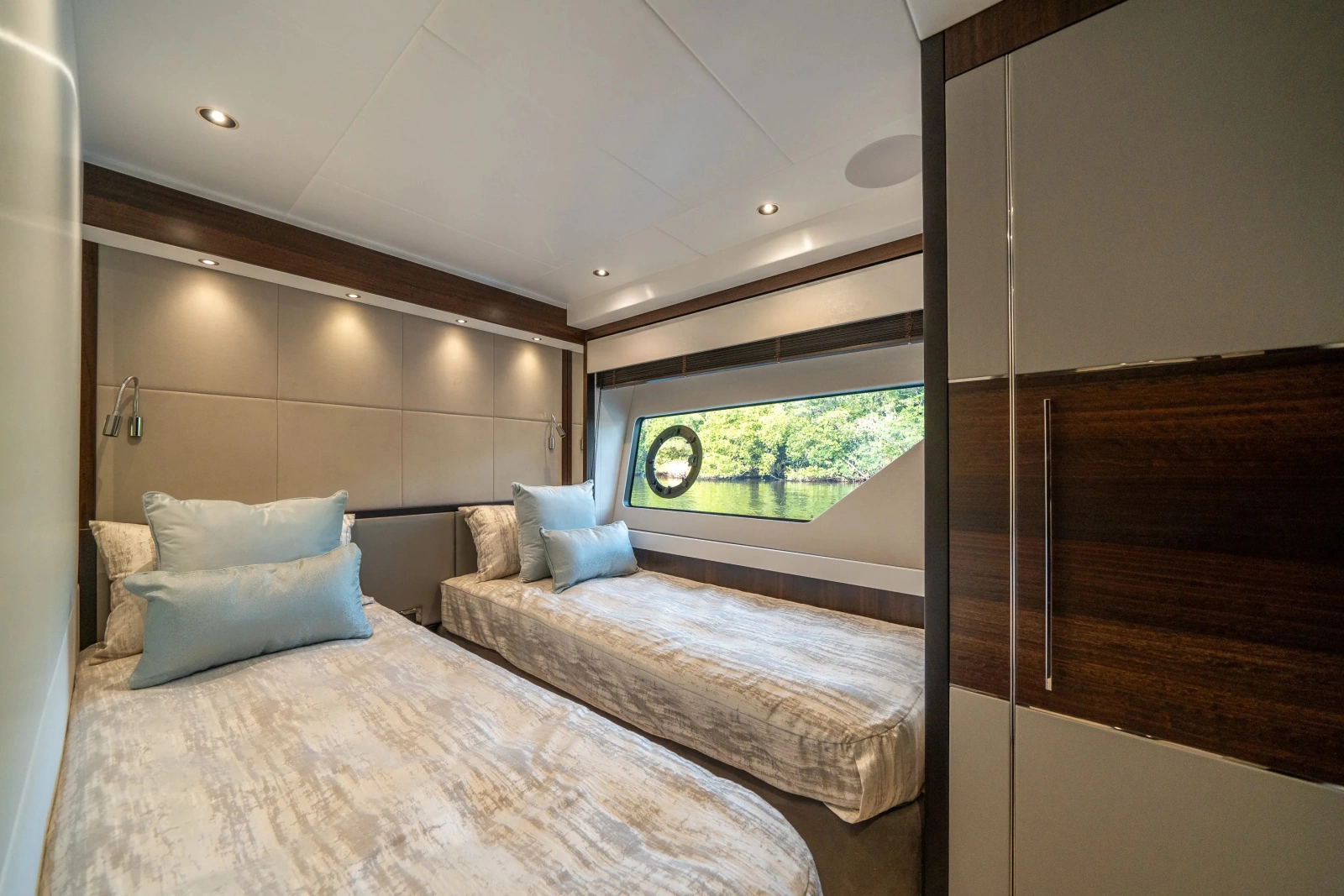 76 YACHT 76ft Sunseeker Yacht For Sale