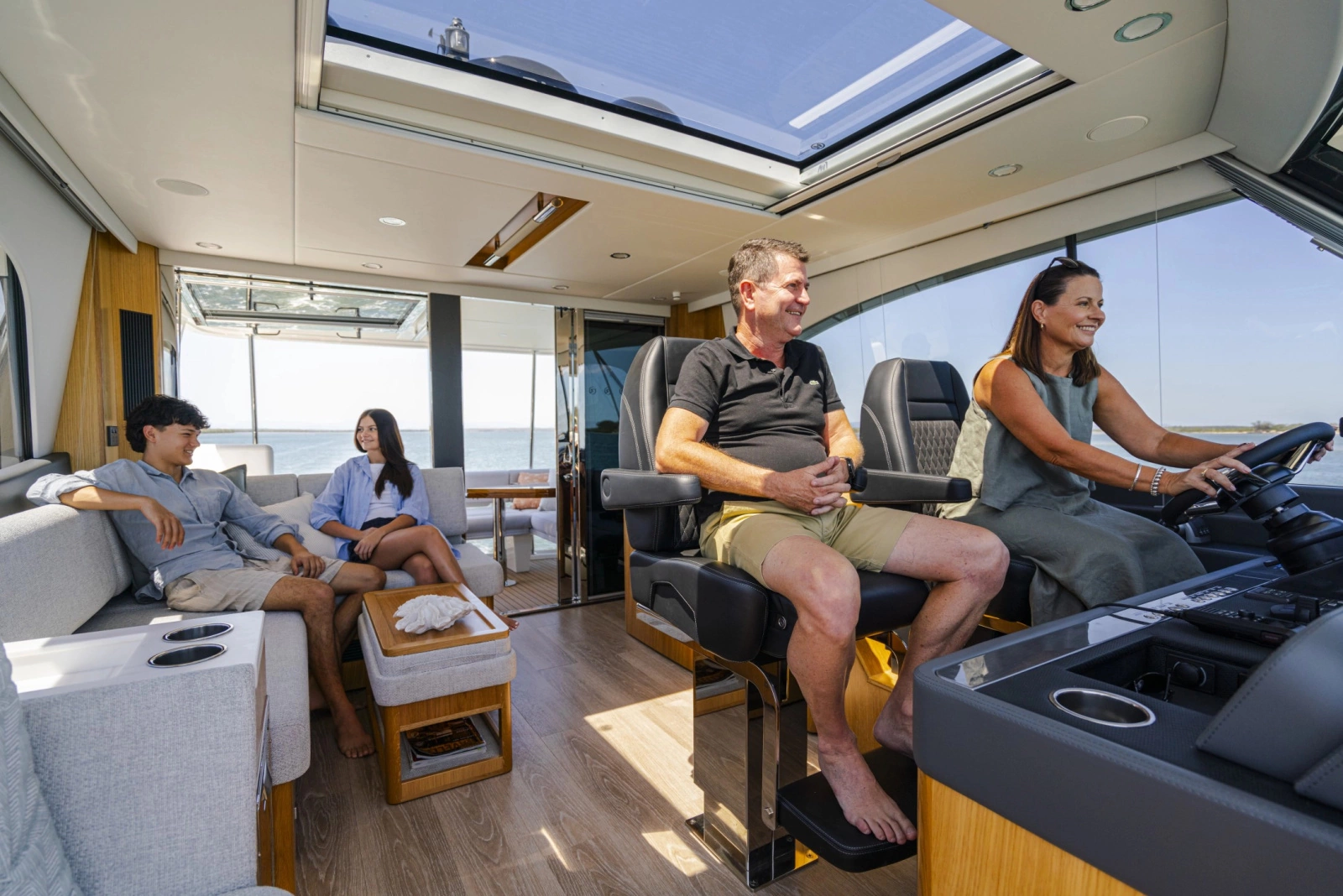 58 Sports Motor Yacht 58ft Riviera Yacht For Sale