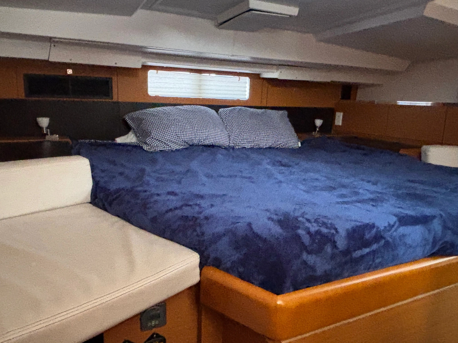 2017 Jeanneau Sun Odyssey 44DS