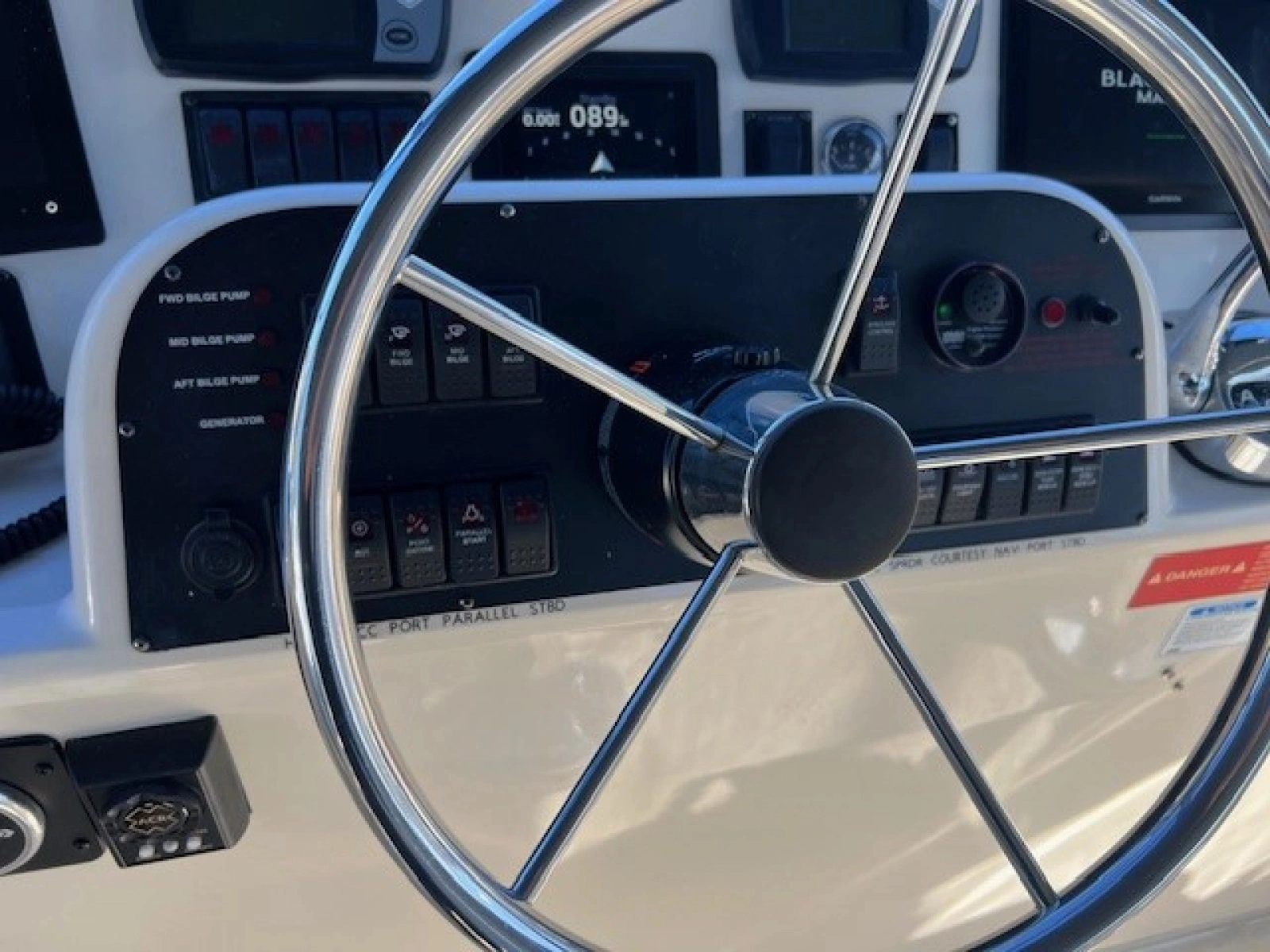 2006 Mainship 43 Trawler