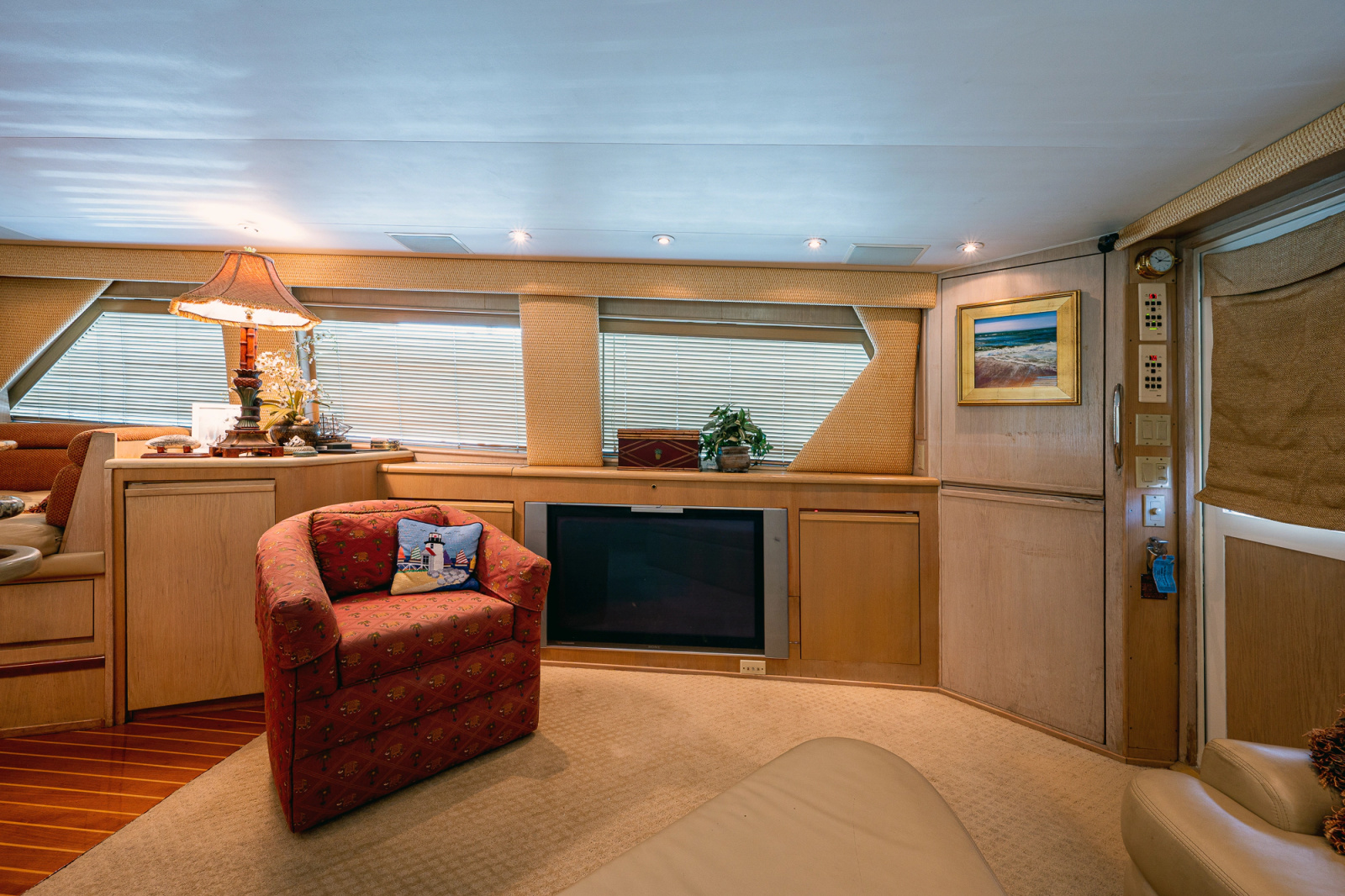 1997 Hatteras 65 Convertible