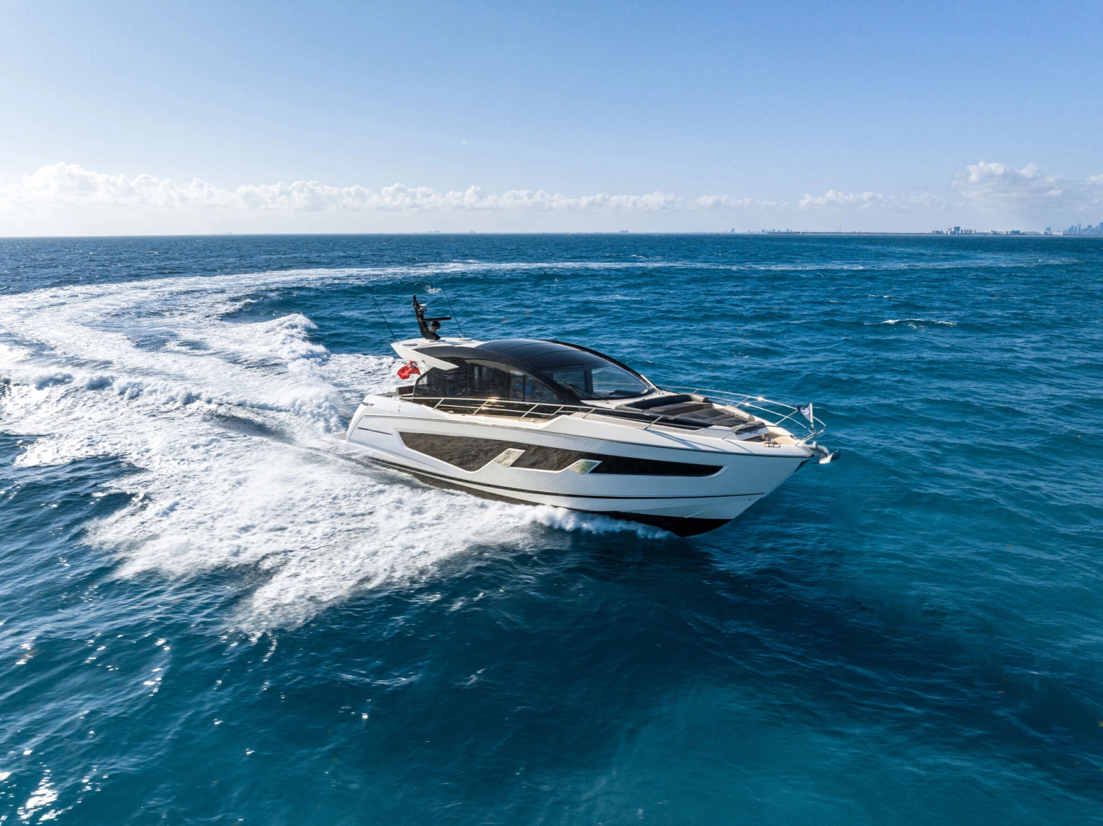 PREDATOR 65 65ft Sunseeker Yacht For Sale
