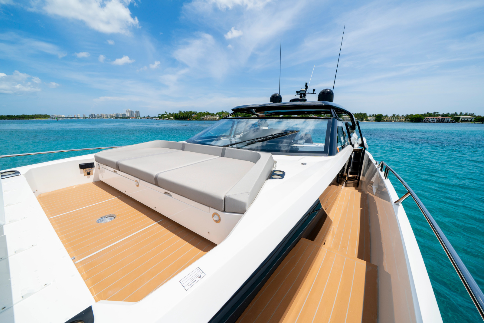 2024 Sunseeker Superhawk 55