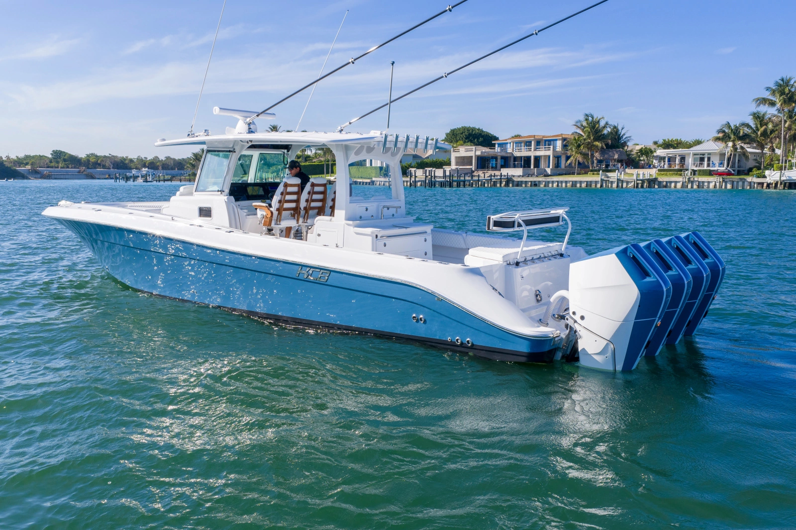42ft HCB Yacht For Sale