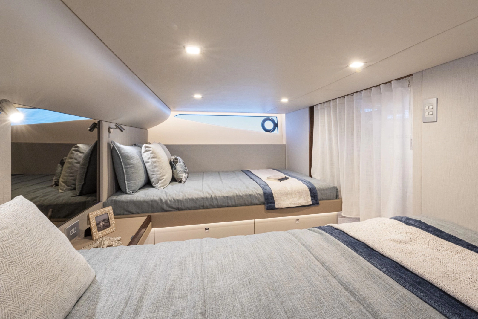 4300 Sports Express 43ft Riviera Yacht For Sale