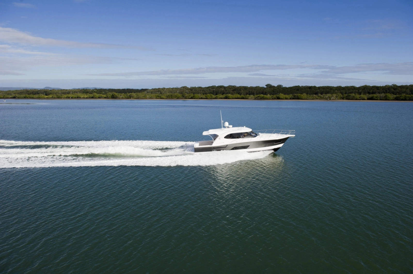 445 SUV 44ft Riviera Yacht For Sale