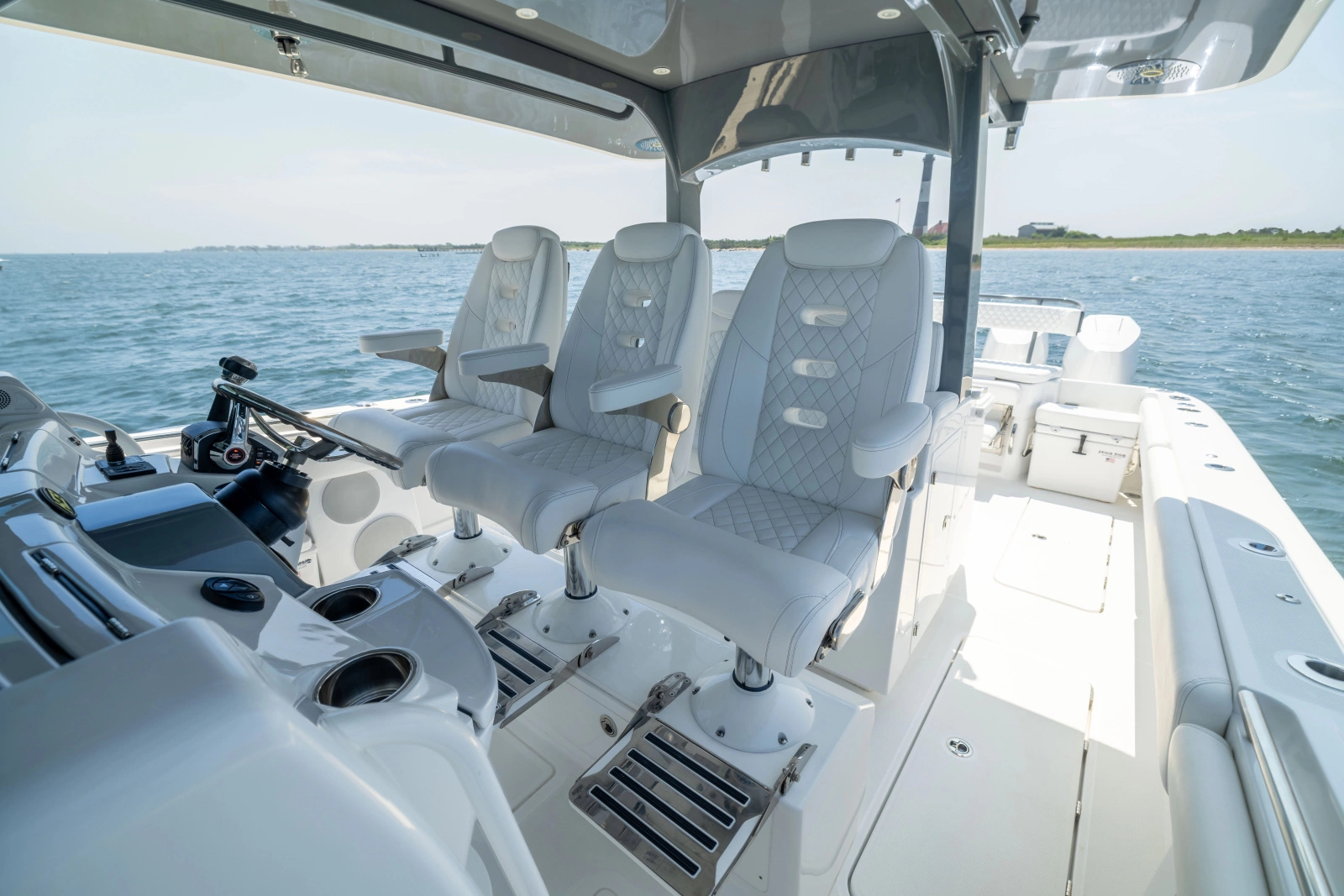 42ft HCB Yacht For Sale