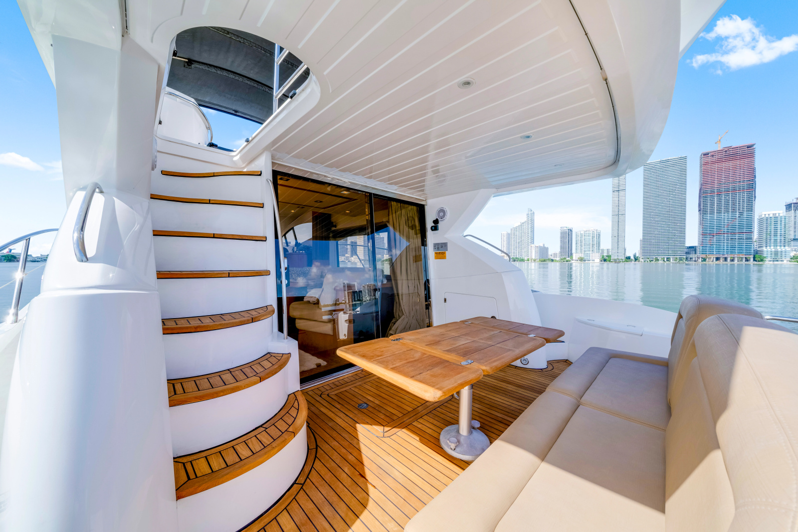 2011 Sunseeker Manhattan 52