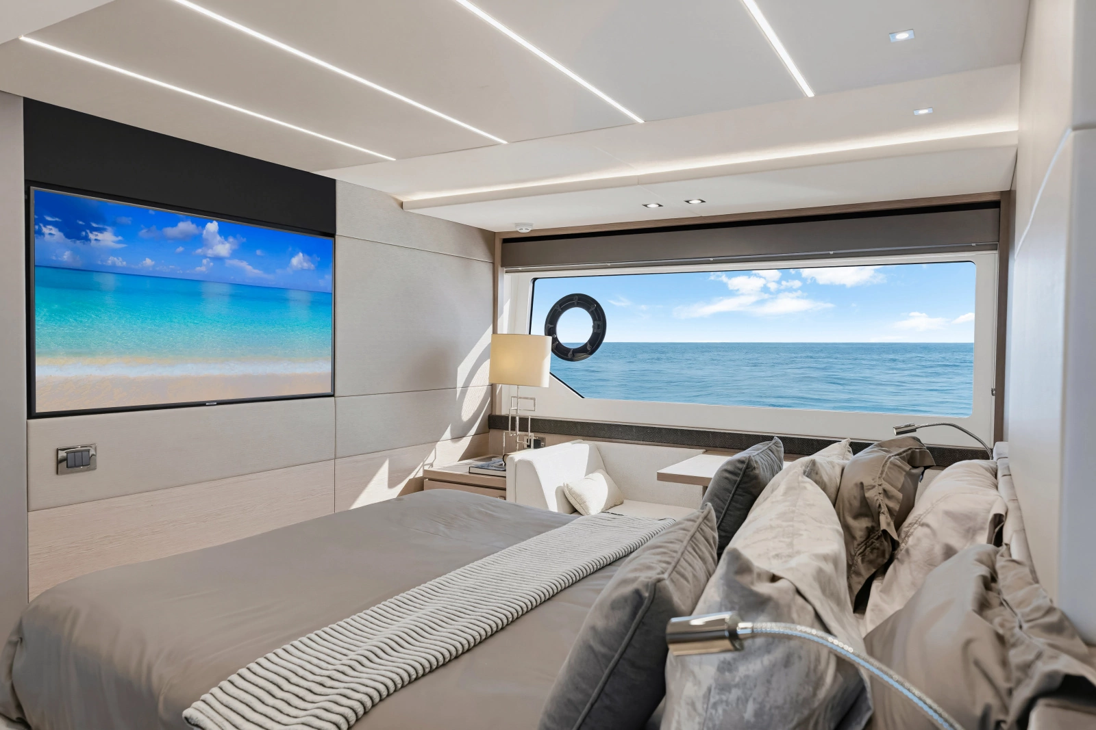 2020 Sunseeker 76 Yacht