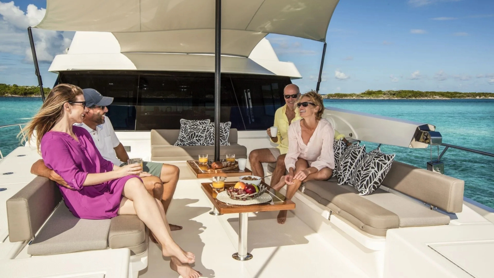 72 SPORTS MOTOR YACHT 72ft Riviera Yacht For Sale