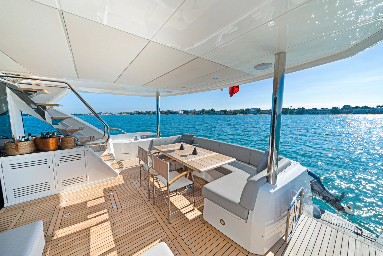 2020 Sunseeker 76 Yacht