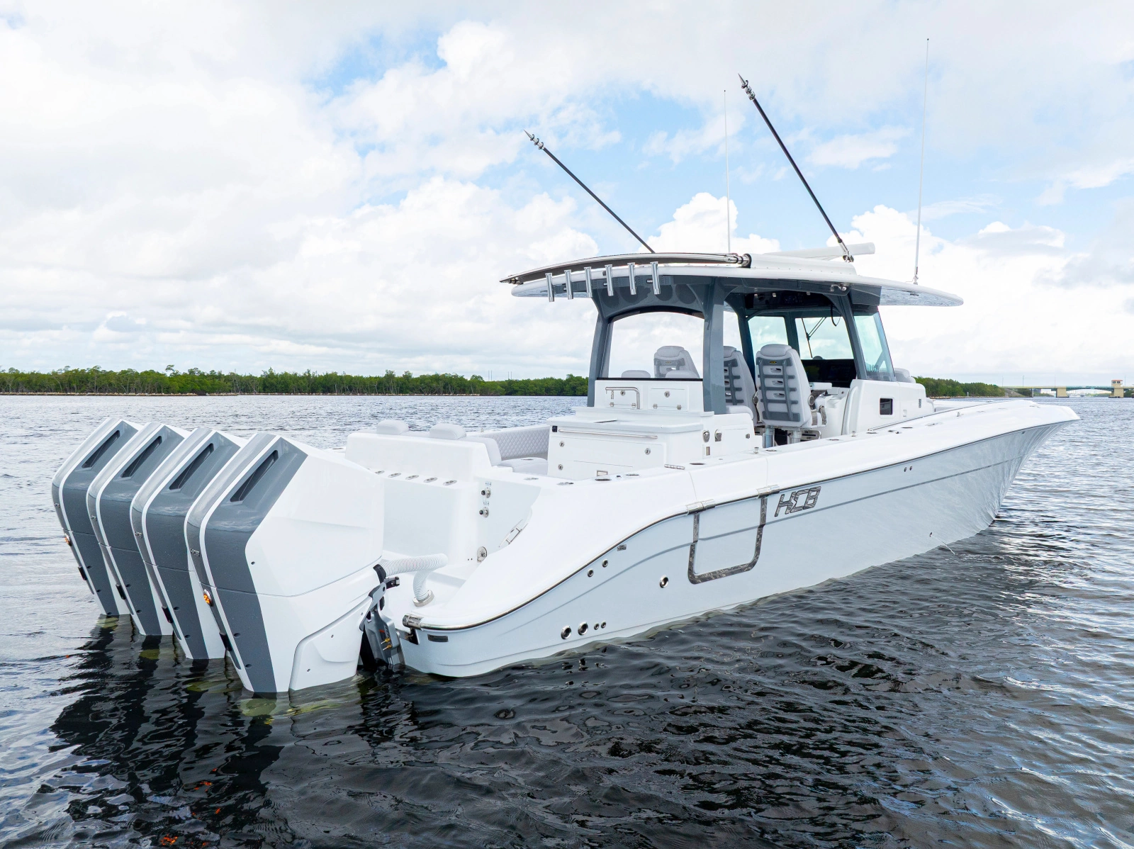 42 Lujo 42ft HCB Yacht For Sale