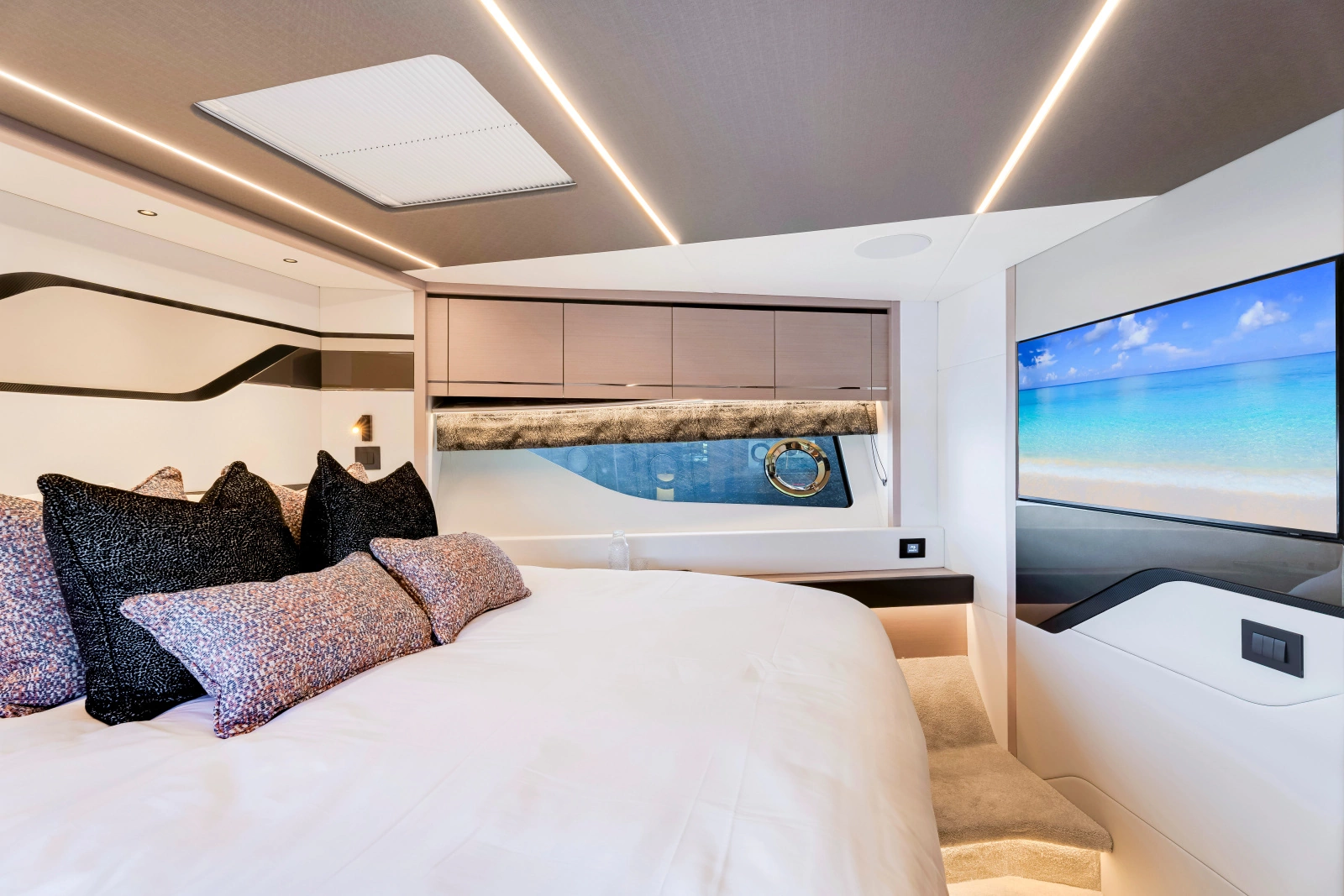 PREDATOR 75 75ft Sunseeker Yacht For Sale