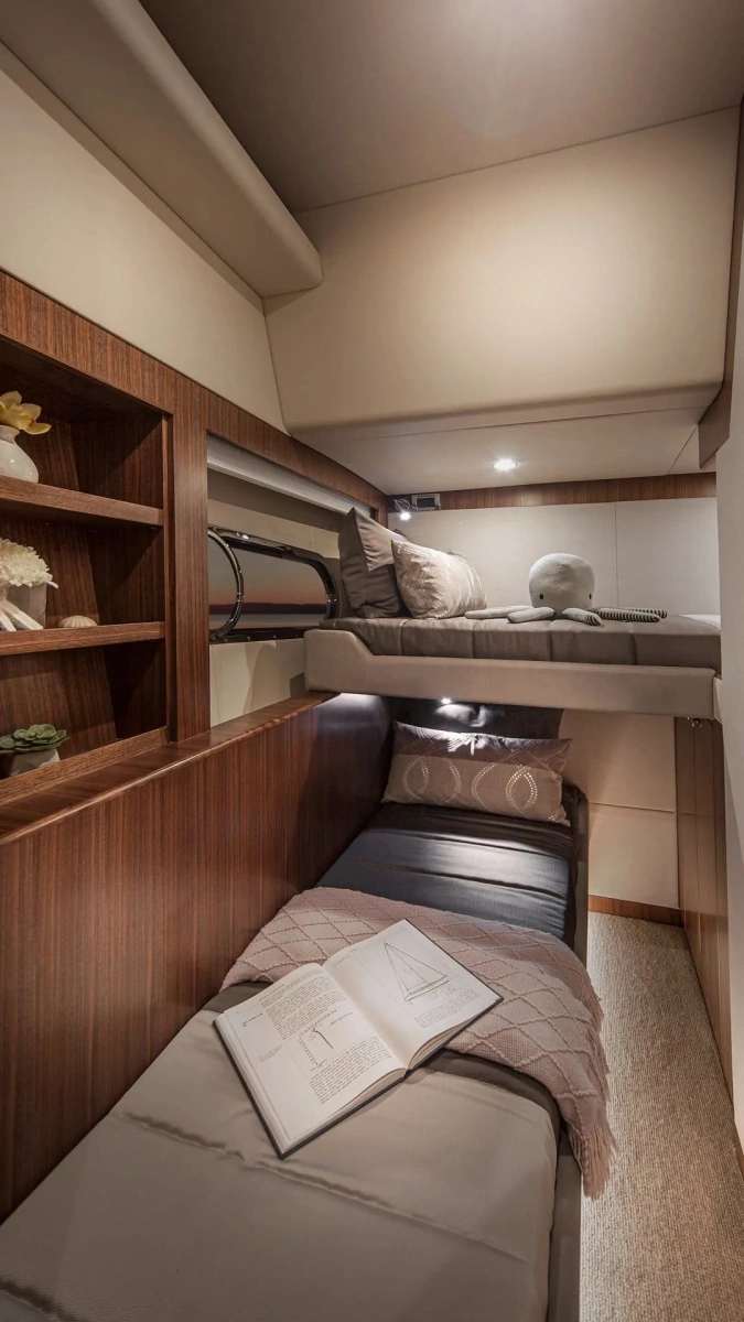 66 DAYBRIDGE 66ft Belize Yacht For Sale