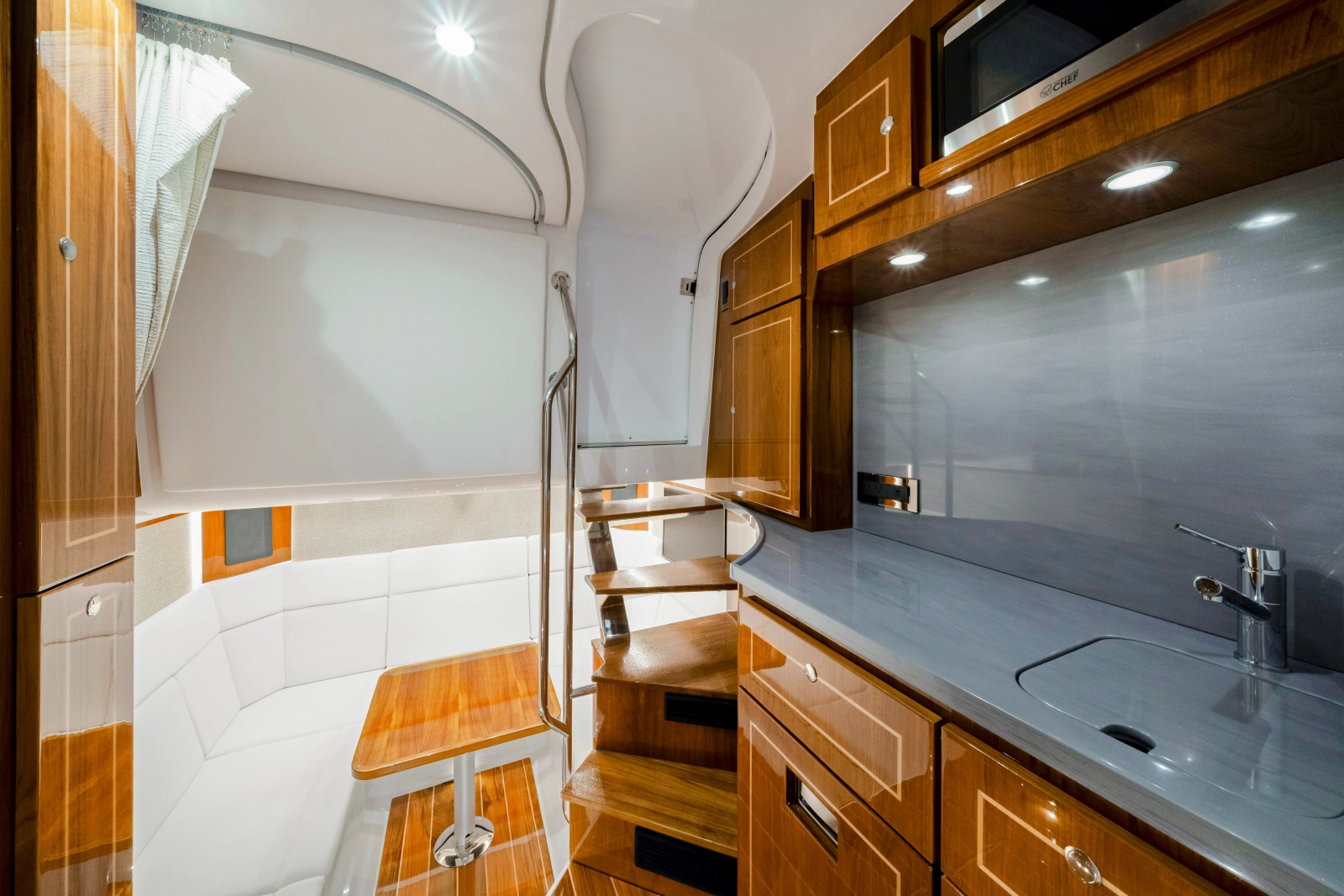 56ft HCB Yacht For Sale