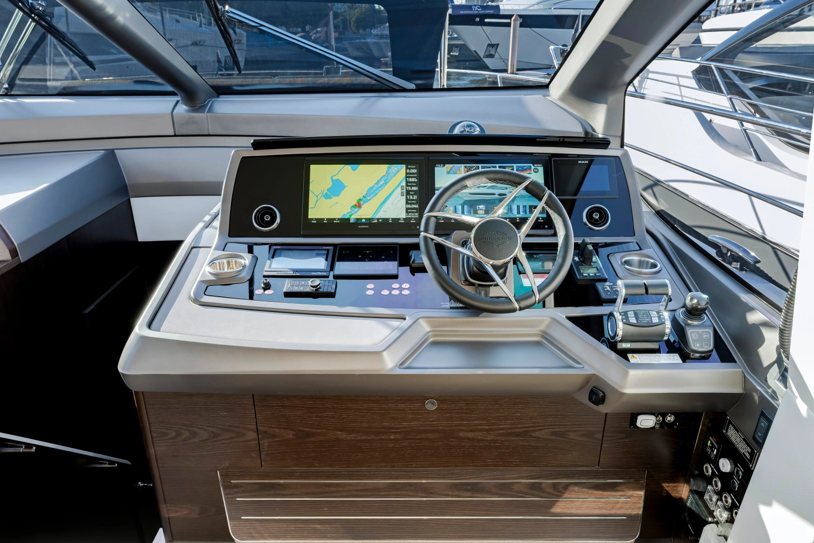 MANHATTAN 68 68ft Sunseeker Yacht For Sale