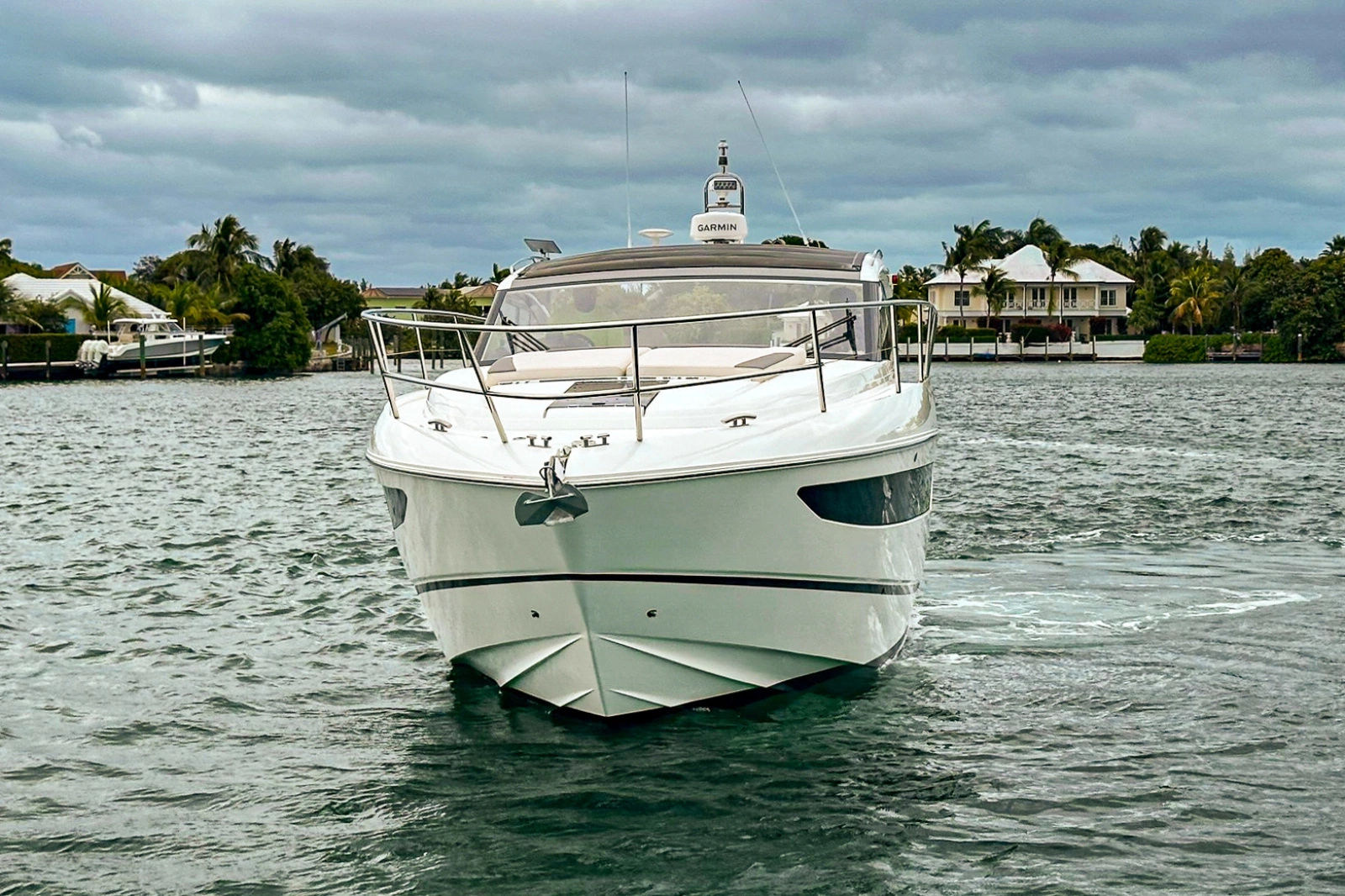 2025 Princess V40