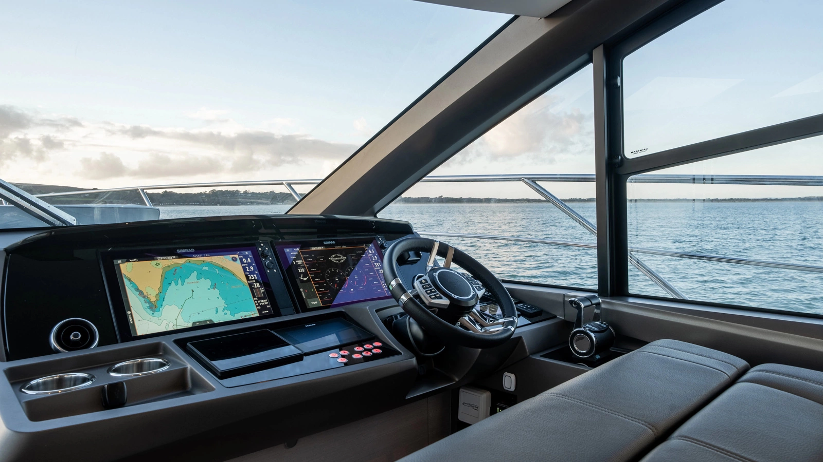 MANHATTAN 56 56ft Sunseeker Yacht For Sale