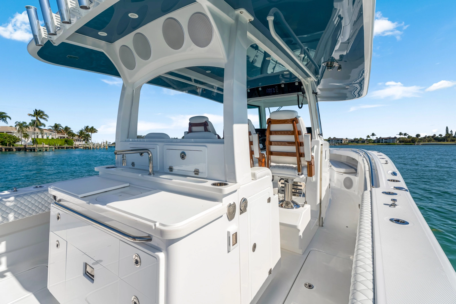 42ft HCB Yacht For Sale
