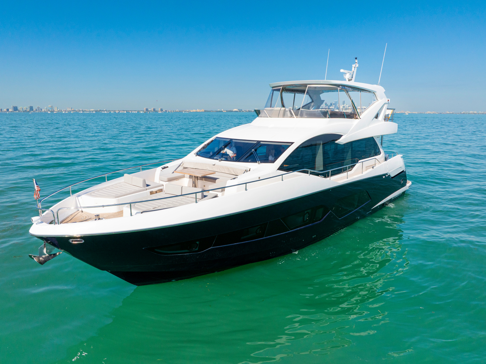 2020 Sunseeker 76 Yacht