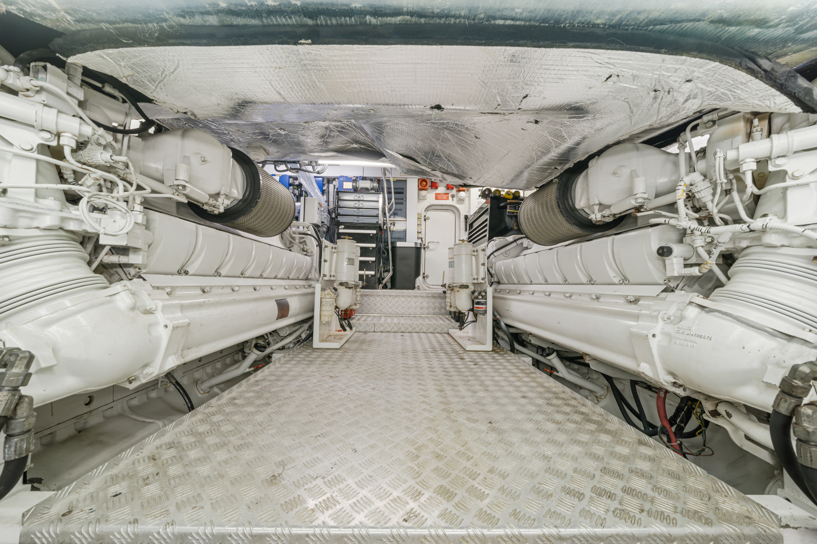 2010 Sunseeker Predator 84