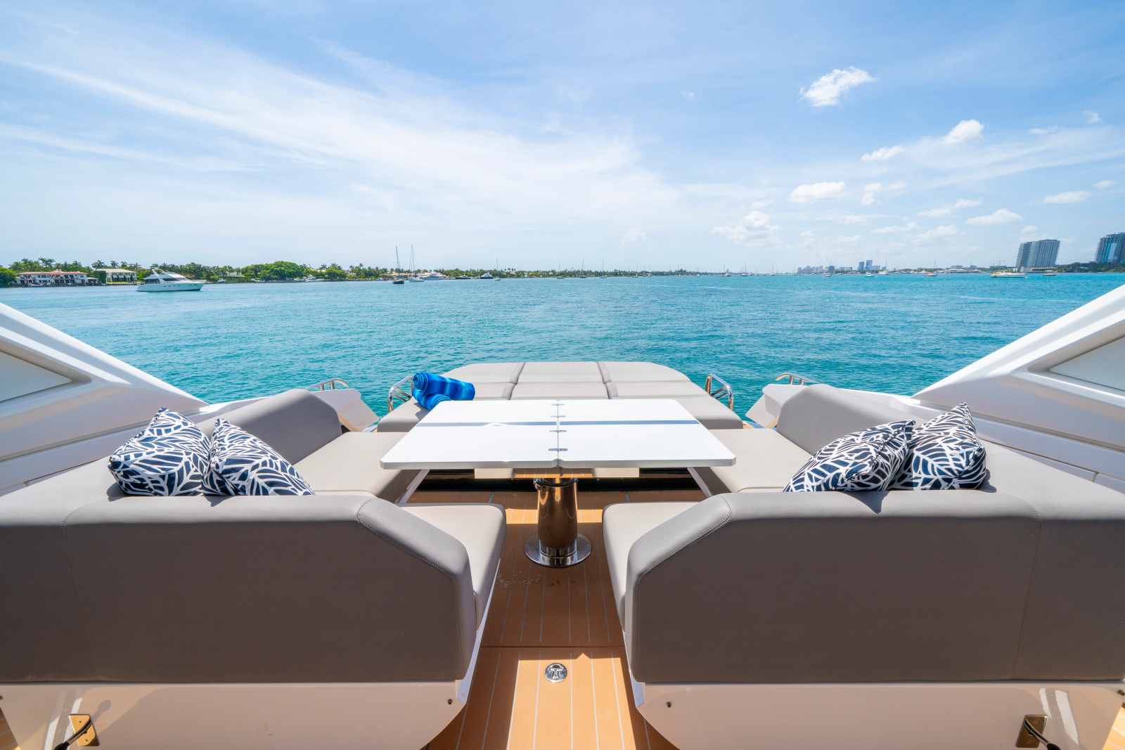 2024 Sunseeker Superhawk 55