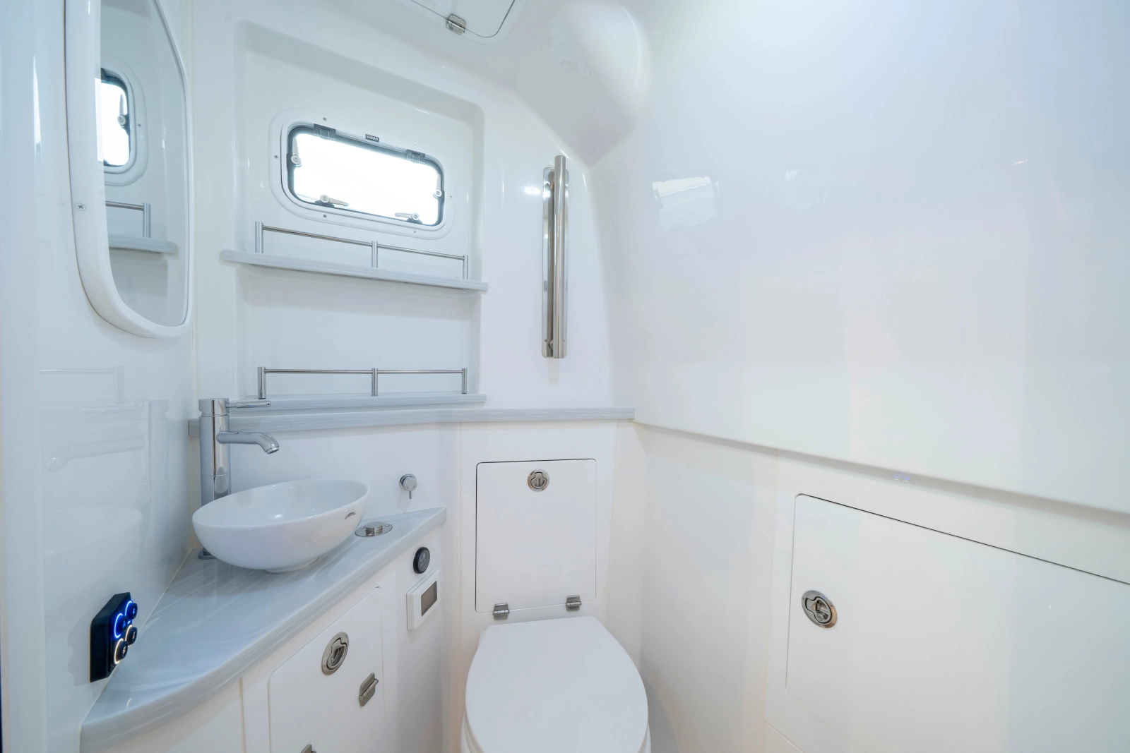 48ft HCB Yacht For Sale